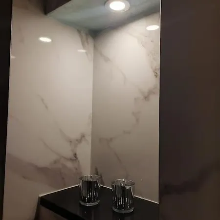 N&ghomesweethome Raffaelloelegante Ideale Affari Apartament *