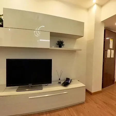 N&ghomesweethome Raffaelloelegante Ideale Affari מילאנו