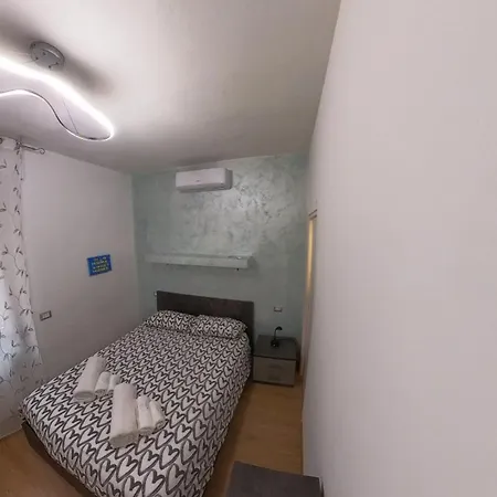 N&ghomesweethome Raffaelloelegante Ideale Affari Apartament *