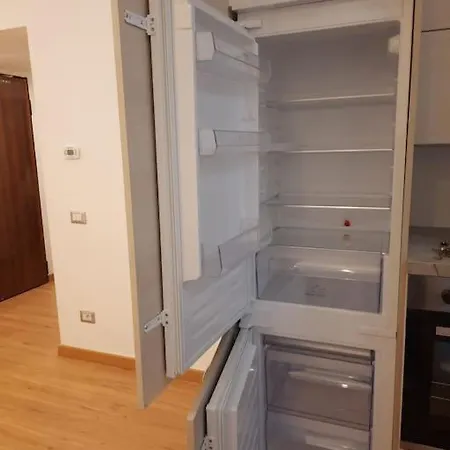 N&ghomesweethome Raffaelloelegante Ideale Affari Apartment Milan