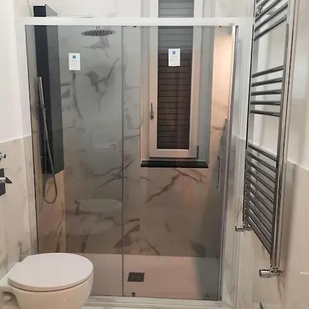 N&ghomesweethome Raffaelloelegante Ideale Affari Apartment Milan
