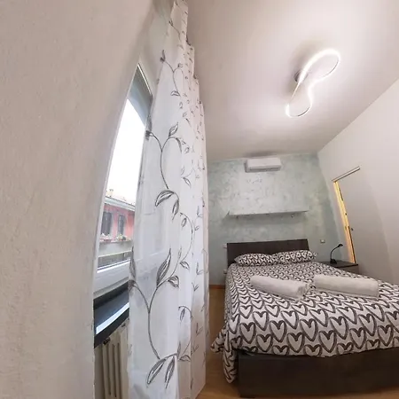 N&ghomesweethome Raffaelloelegante Ideale Affari Apartment
